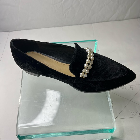 Marc Fisher Women’s Kneel Velvet Faux Pearl Loafers 8M Black Slip On Pointed Toe - Picture 9 of 10
